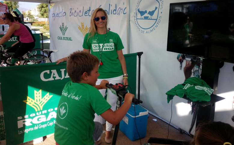 Marbella acogió la ‘Bicicleta solidaria’ de Caja Rural del Sur