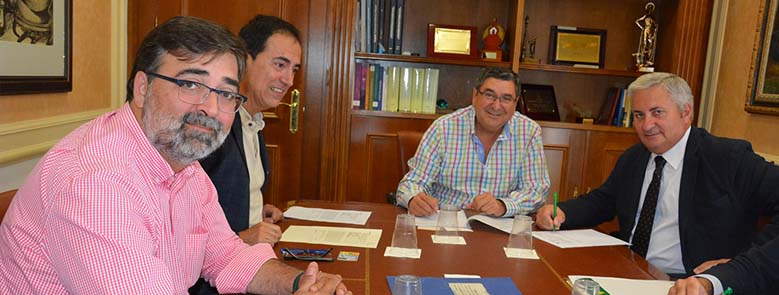 Caja Rural del Sur financia al Ayuntamiento de Vélez Málaga