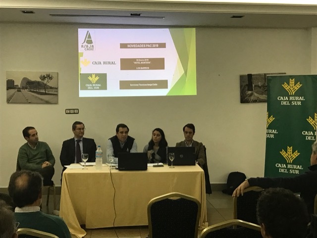 Caja Rural del Sur y Asaja Cádiz organizan una jornada informativa  en Los Barrios para informar sobre las novedades de la PAC