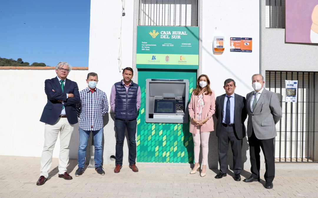 Caja Rural del Sur de la mano de la Diputación de Córdoba instala el primer cajero de última generación en Obejo para dar servicios financieros a los pequeños municipios