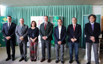 La Universidad de Huelva entrega los premios de investigación de la Cátedra Caja Rural de Empresa Familiar y renueva el convenio de colaboración