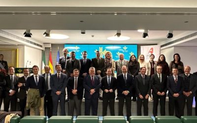 Asfaco celebra su 45 aniversario con una visita institucional a Caja Rural del Sur y al Parlamento de Andalucía