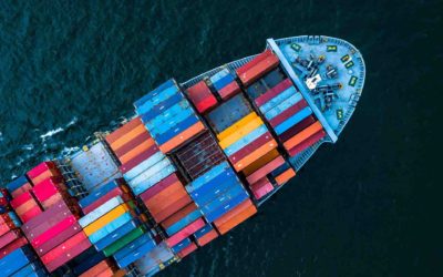El revolucionario legado de Malcom McLean: transformando la economía y el transporte marítimo mundial