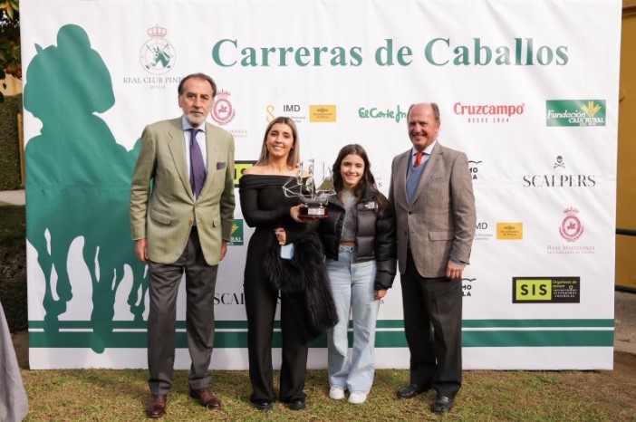 “Premio Caja Rural del Sur” en la 84 edición de las carreras de caballos del Hipódromo del Real Club Pineda de Sevilla