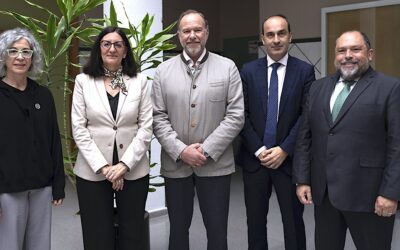 Caja Rural del Sur y la UHU otorgarán 110 becas a estudiantes el próximo curso