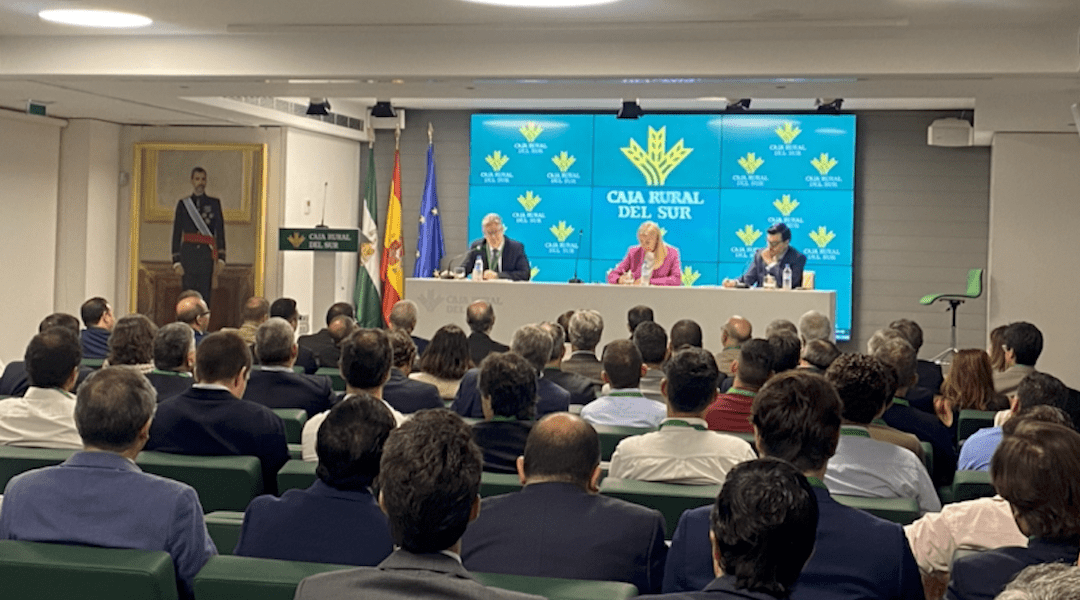 Caja Rural del Sur impulsa la innovación agrícola con una jornada sobre Biotecnología Agraria en Sevilla
