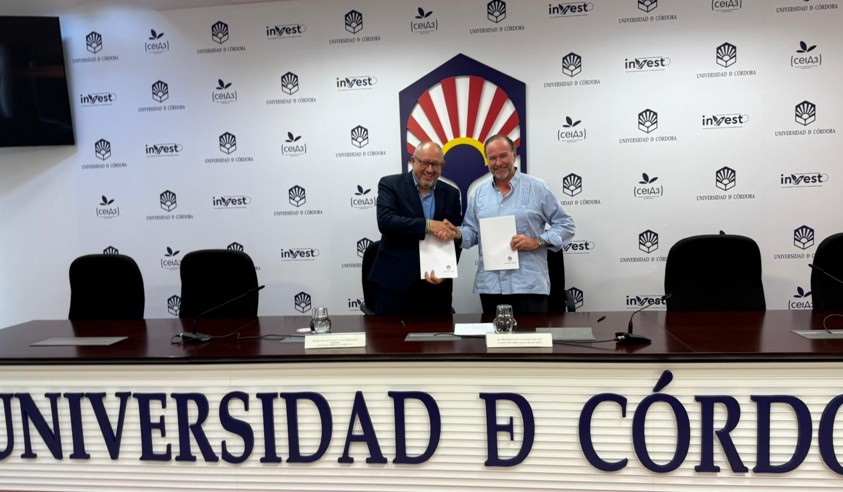 Caja Rural del Sur y la Universidad de Córdoba ponen en marcha dos nuevos programas de becas dirigidas a estudiantes cordobeses