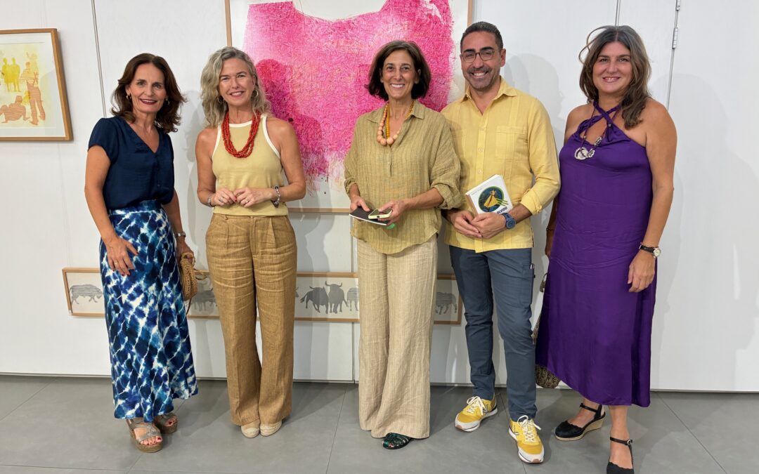 Inauguración de la exposición “Capas de Olvido” de Ángeles Alcántara en la Fundación Caja Rural del Sur en Sevilla