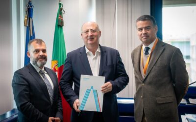 Caja Rural del Sur mantiene un encuentro institucional con el Ministro de Agricultura de Portugal, José Manuel Fernandes