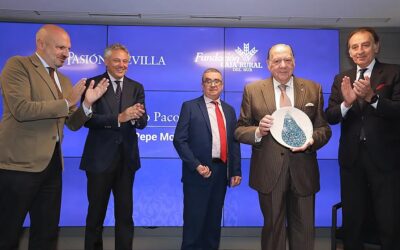 El III premio Paco Robles de ABC se celebra en la Fundación Caja Rural de Sevilla