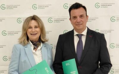 La Fundación Caja Rural del Sur apoya a la Asociación contra el Cáncer en Huelva en su proyecto de investigación