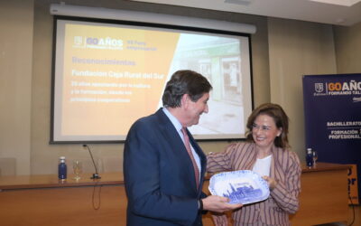 Fundación Zalima reconoce a Caja Rural del Sur por su compromiso con la formación y el futuro en su 60º aniversario